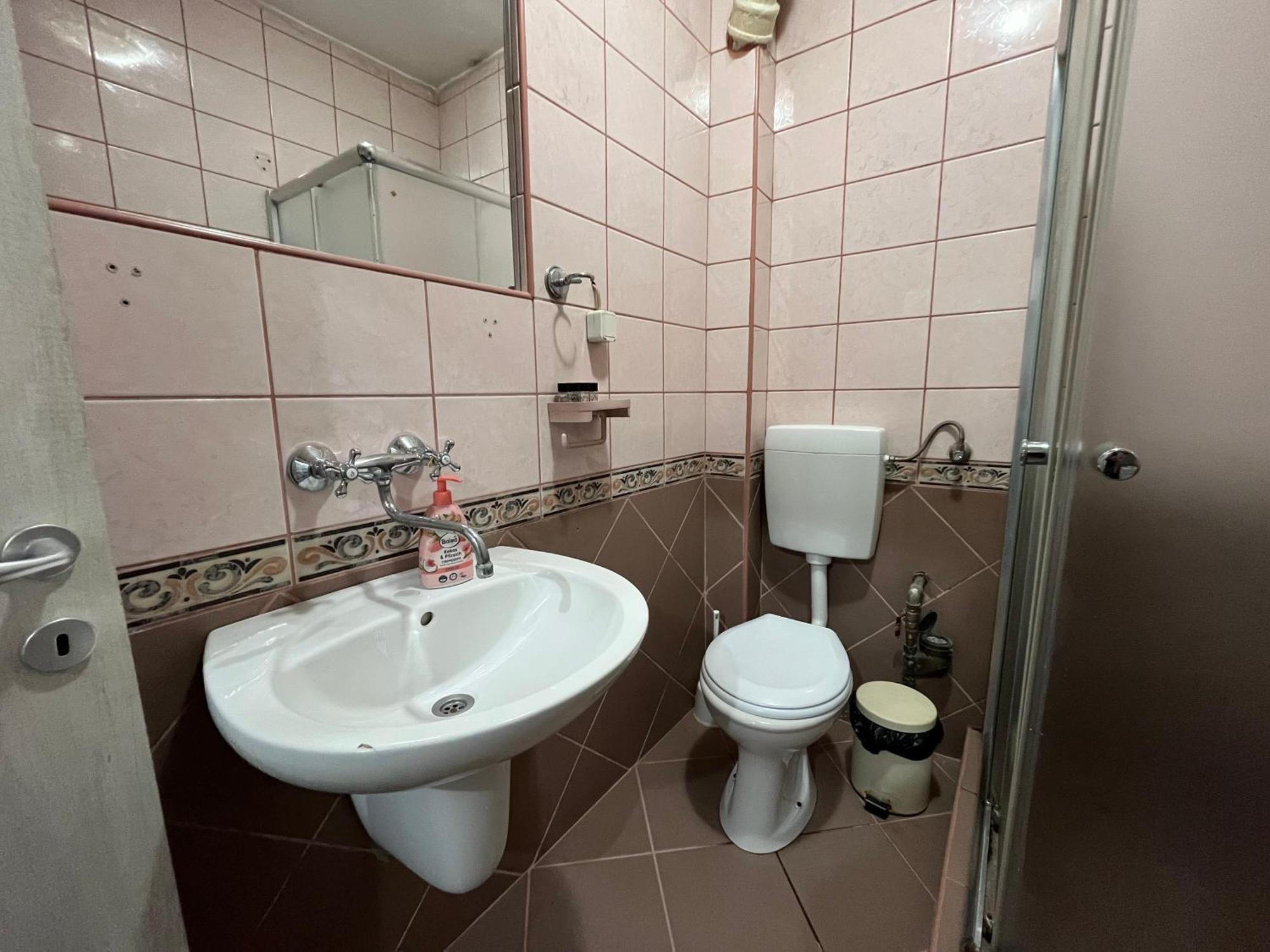 Central M - 5 Apartments Skopje Zimmer foto